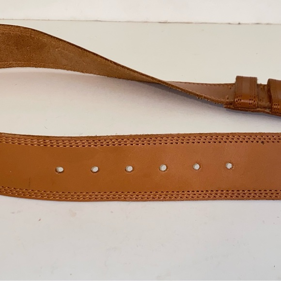 Liz Claiborne 2" Wide Tan Genuine Leather Triple Stitched Edge Belt - Picture 8 of 11